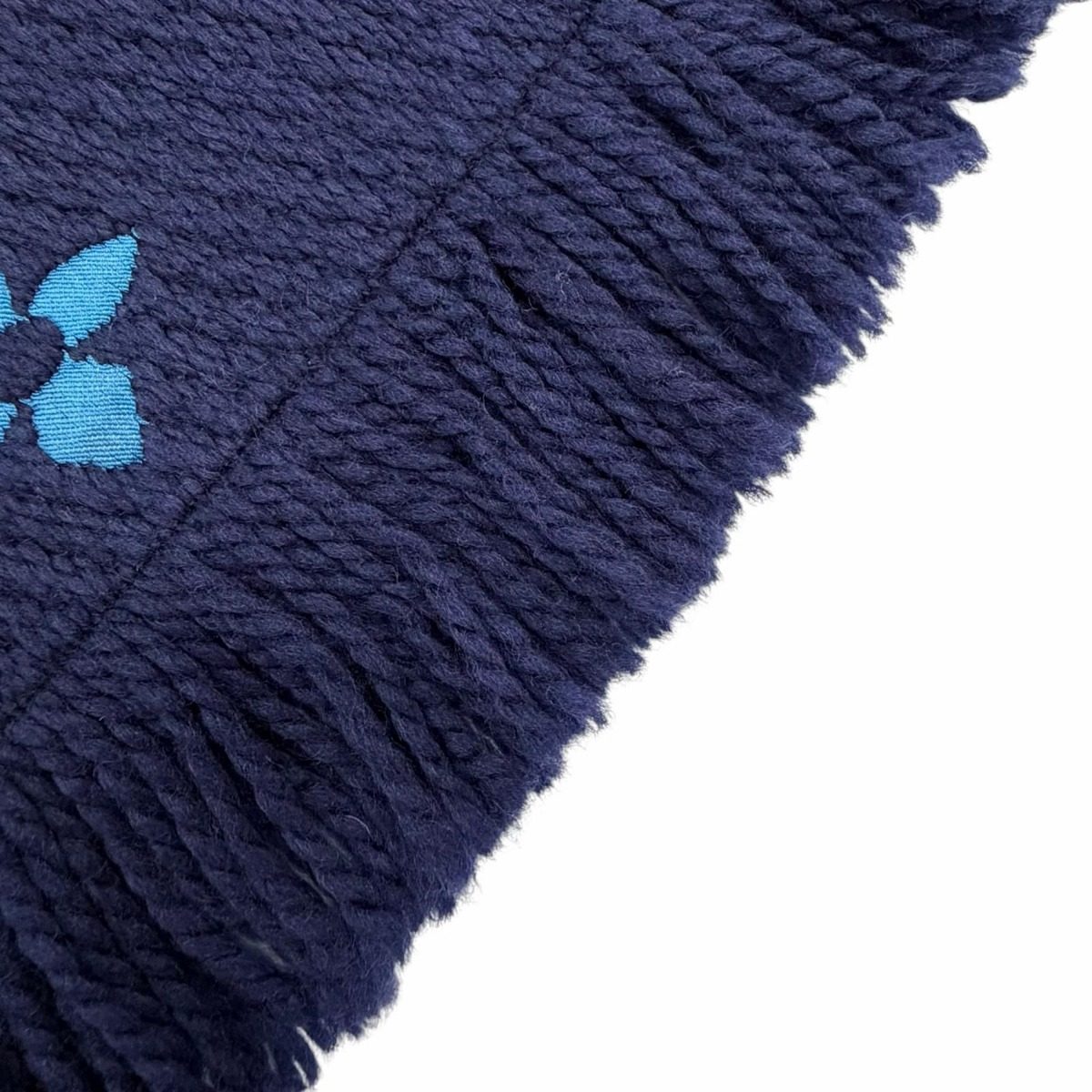 Louis Vuitton Echarpe Logo Mania Wool Silk Scarf with Fringe Navy Multi — view 5