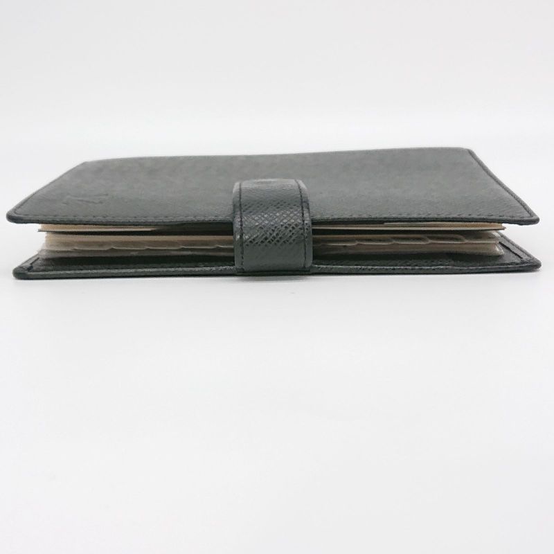 Louis Vuitton Agenda MM Taiga Black Ruler With Refill