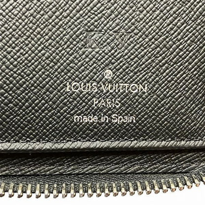 Louis Vuitton Taiga Zippy Wallet Vertical M30503 Long Wallet For Men