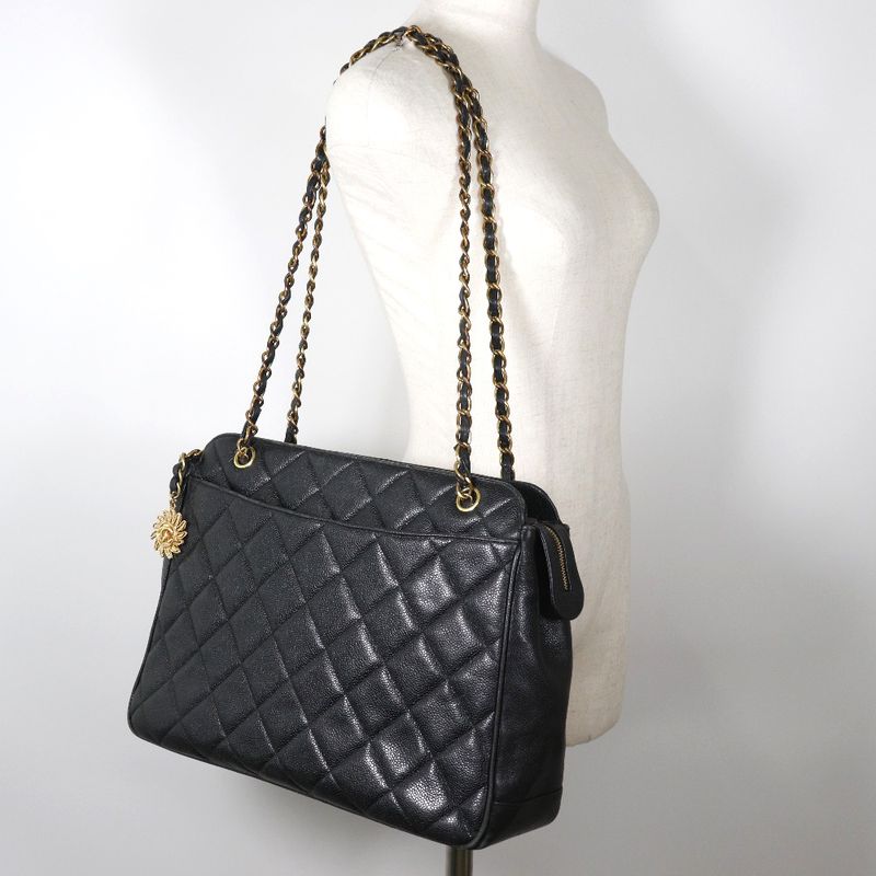 Chanel Chain Tote Matelasse Shoulder Caviar Skin Black Ladies Tote Bag