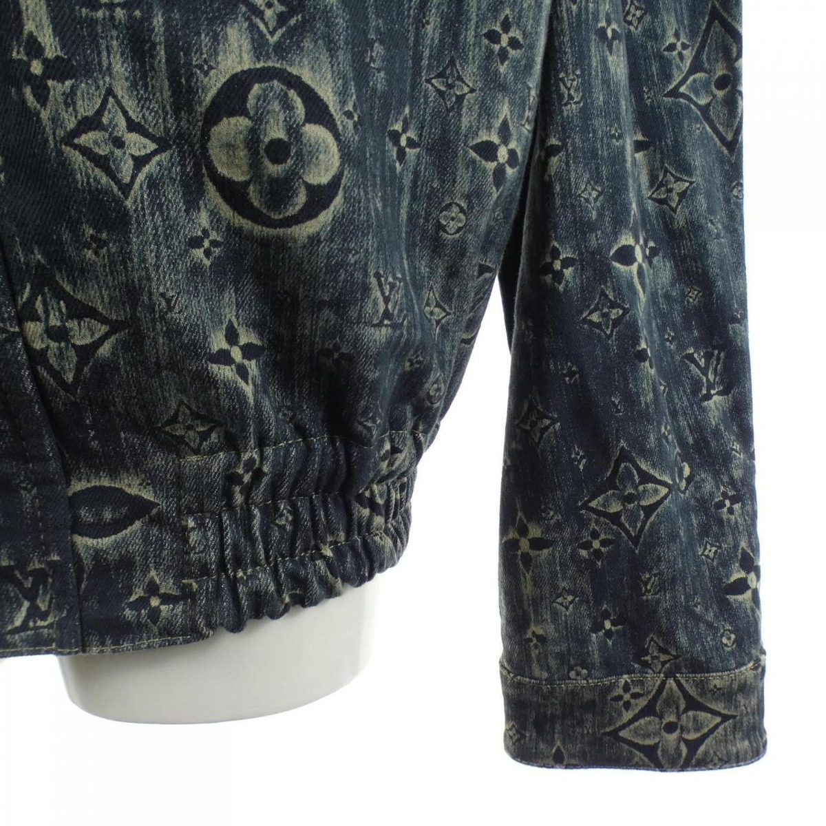 Louis Vuitton Monogram Tailored Denim Jacket — view 6