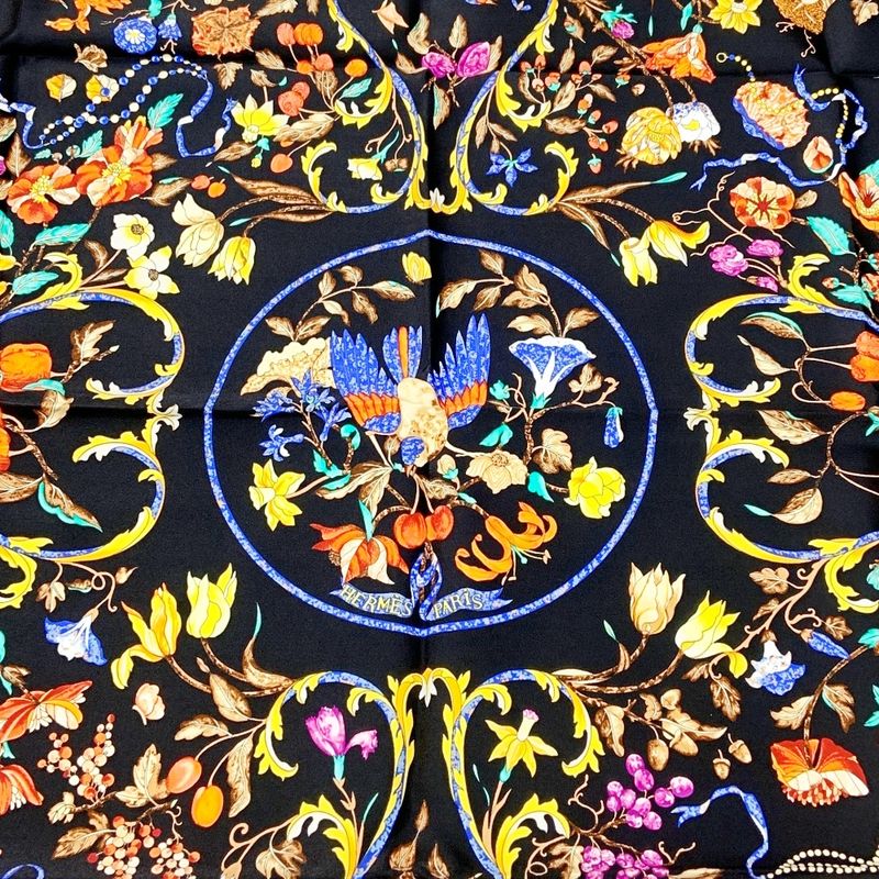 Hermes Silk Carré 90 Pierres D' Orient Et D' Occident Oriental and Western