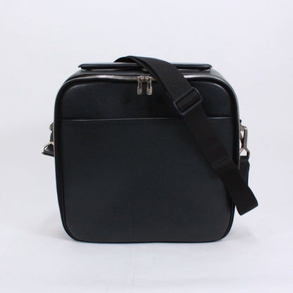 Louis Vuitton Taiga Ardoise Leather Black Shoulder Bag Silver