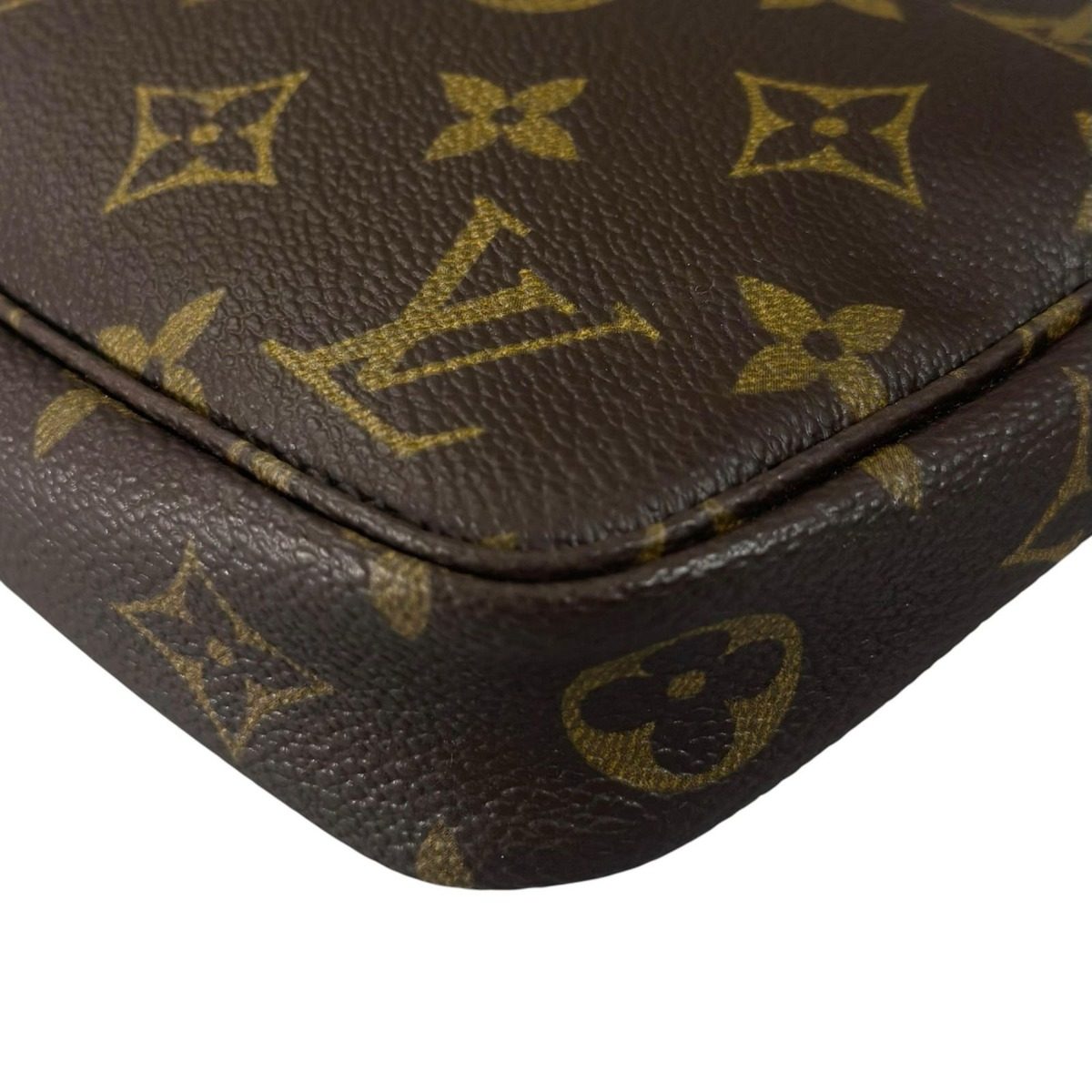 Louis Vuitton Pochette Handbag Brown Pouch — view 7