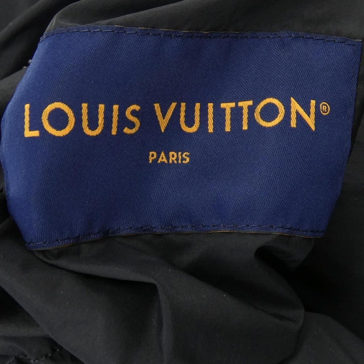Louis Vuitton Reversible Winter Down Parka Hok50eti4 Coat — view 5