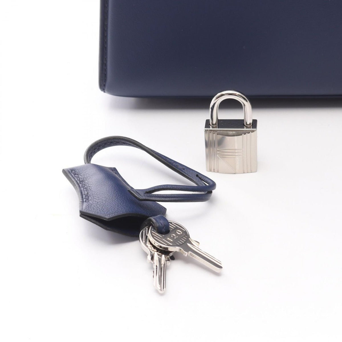 Hermes Handbag Kelly Padded 25 Blue Sapphire Leather — view 6