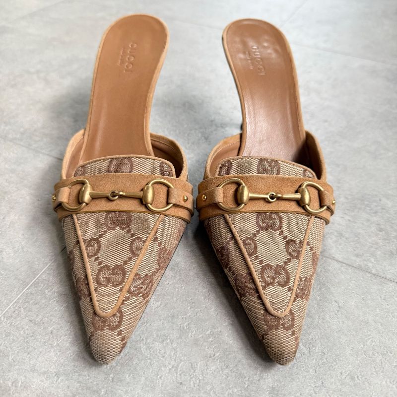 Gucci Horsebit Pumps GG Canvas Beige Gold Hardware 34 1 2 C Women's Shoes