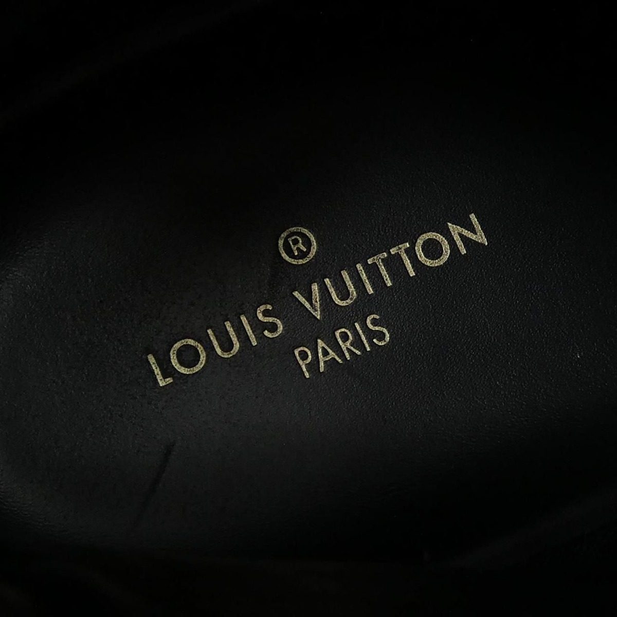 Louis Vuitton Rivoli Line Sneakers — view 6