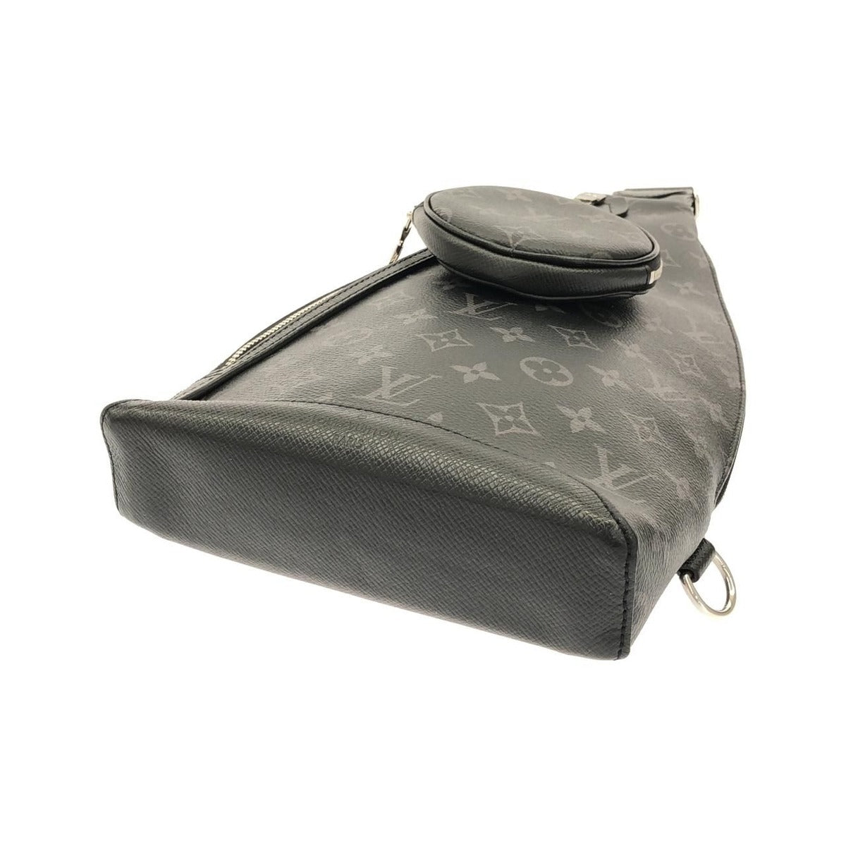 Louis Vuitton Taiga Rama Duo Sling Bag — view 3