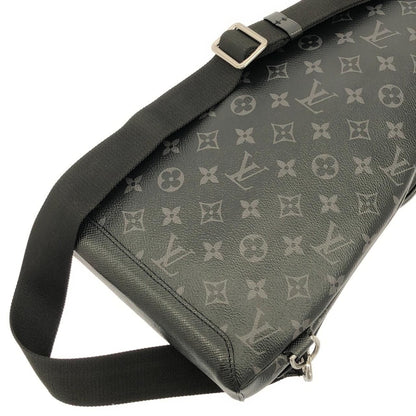 Louis Vuitton Taiga Rama Duo Sling Bag — view 5