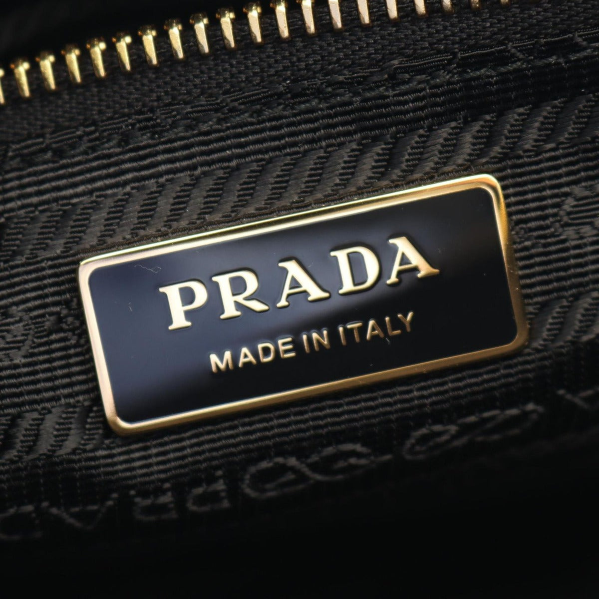 Prada Shoulder Bag Re Edition Black Nylon Saffiano Leather Editio — view 4