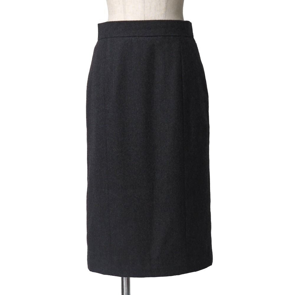 Chanel Vintage Skirt 40 CC Button CC Logo Tight