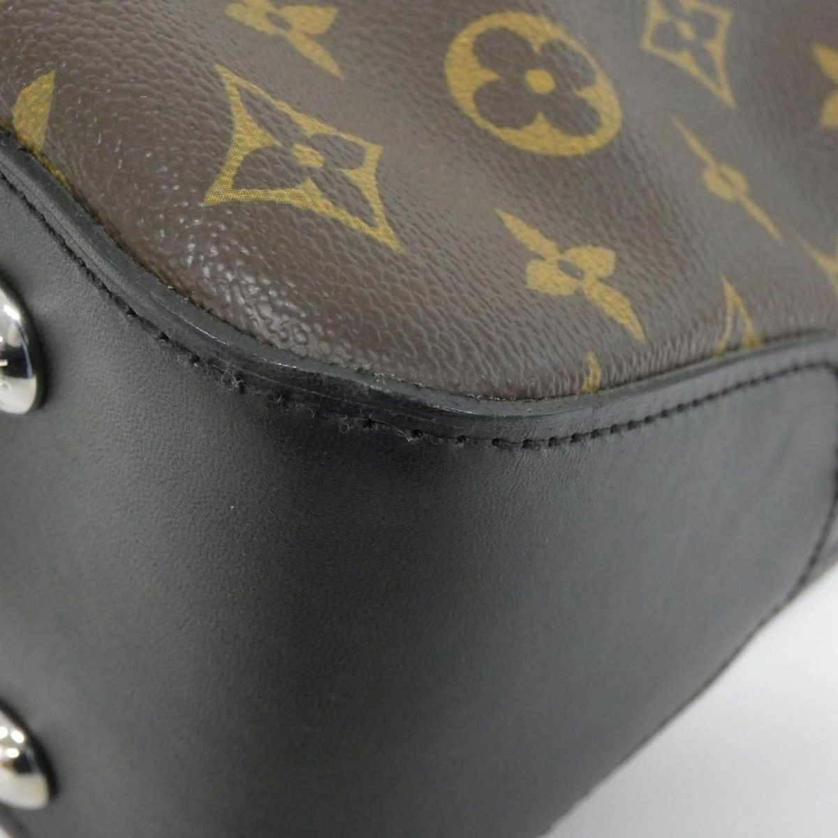 Louis Vuitton Monogram Macassar Divis Bag — view 2
