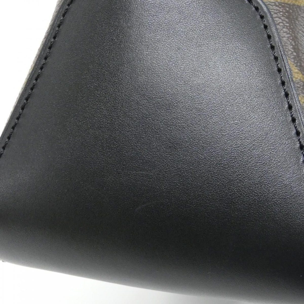 Louis Vuitton Monogram Macassar Divis Bag — view 3