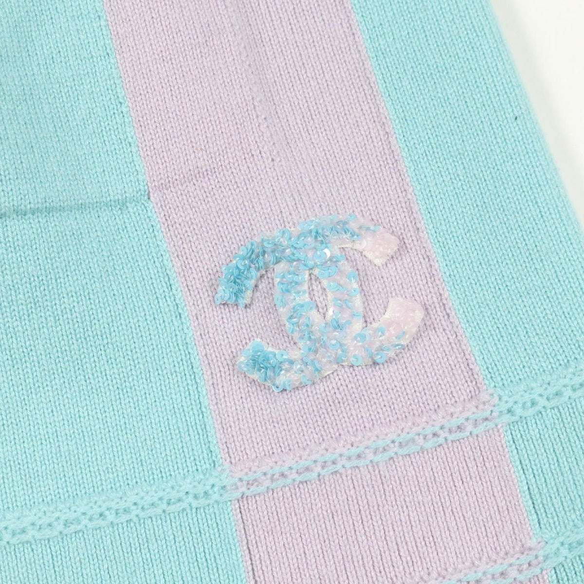 Chanel Pants CC Logo Cashmere B — view 9