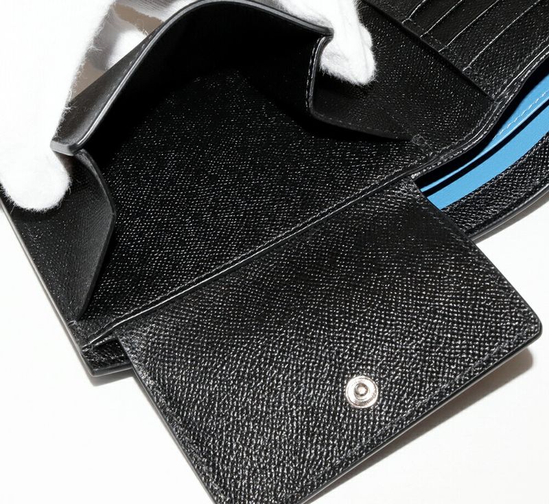 Bulgari Man Compact Wallet With Coin Purse Calf Leather Black 294730