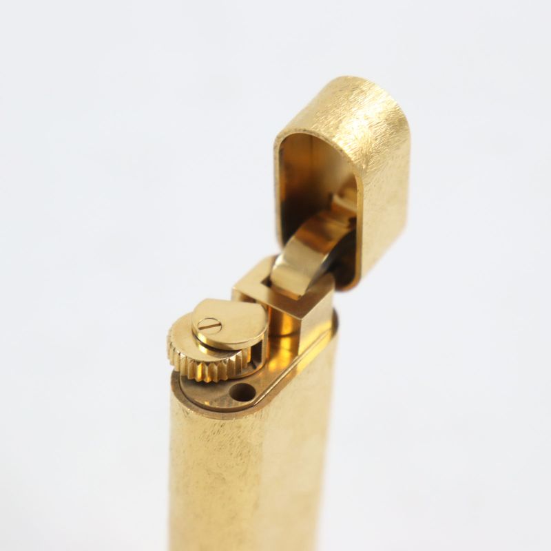 Cartier Oval New Shape Roller Type Smoking Toy Gas Lighter Gold Men's Recommende