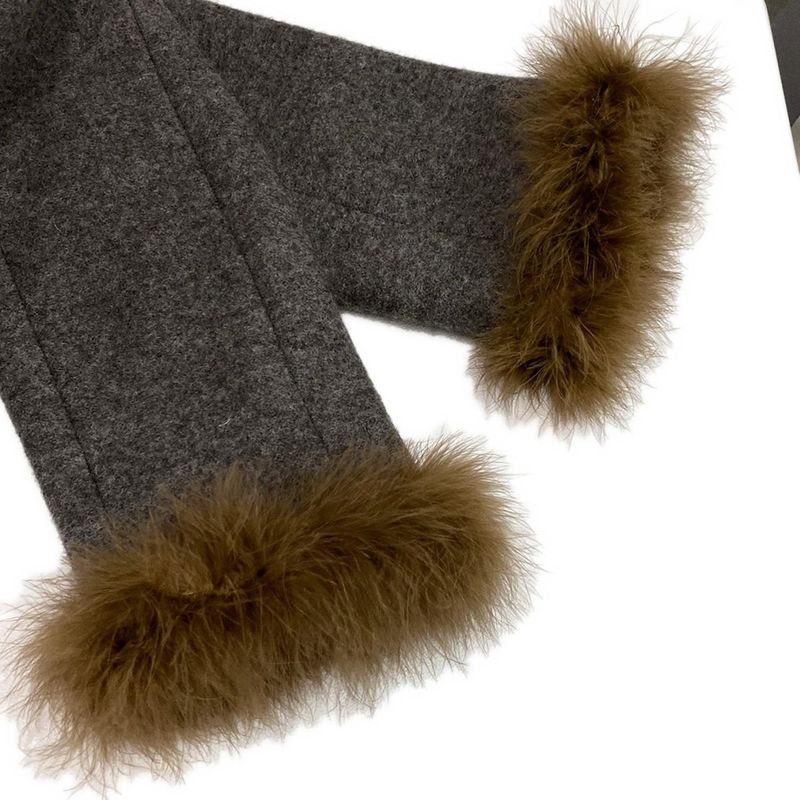 Chanel Coat Size 42 L Women - P09457 Gray Long Sleeves/fur/zip Up/fall/winter