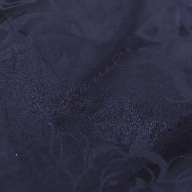 CHANEL P45580v33648 Cotton Lined 100% Silk Tweed Collarless Jacket With Coco