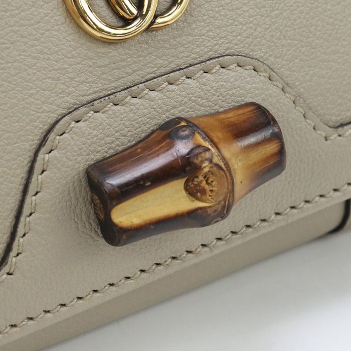 Gucci Medium Wallet Gucci Diana 658633 Tri-fold Wallet Leather Women