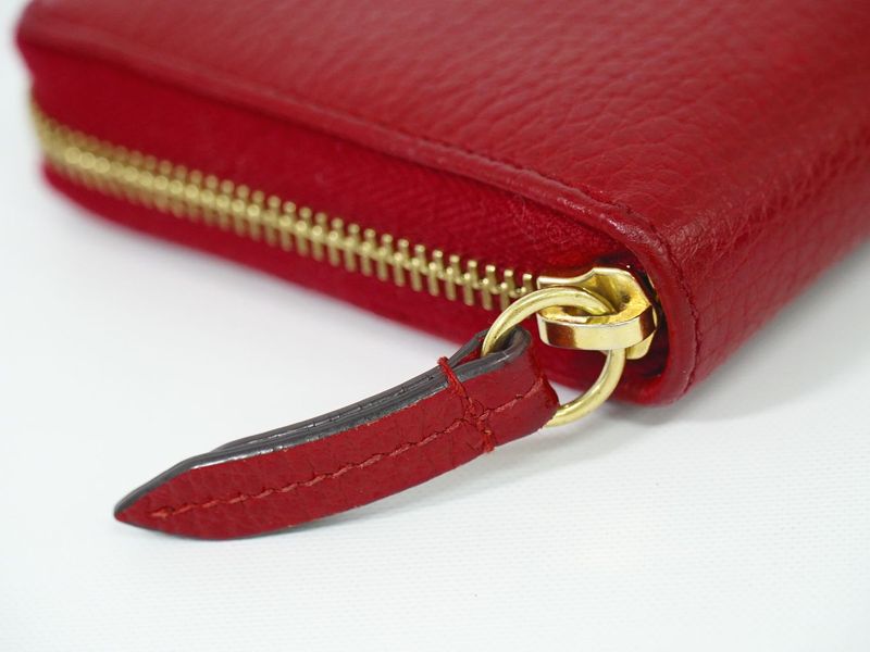 Authentic Gucci GG Marmont Round Zipper Long Wallet Long Wallet Leather Red