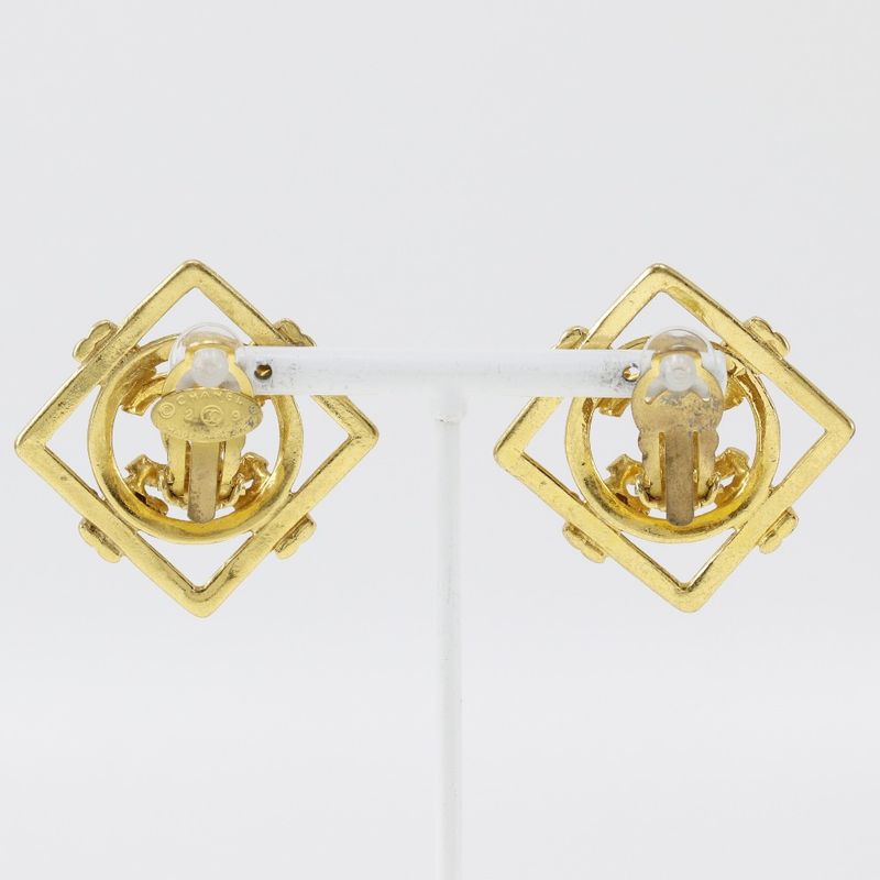 Chanel Gold Plated 29 Ladies 18.7g Earring