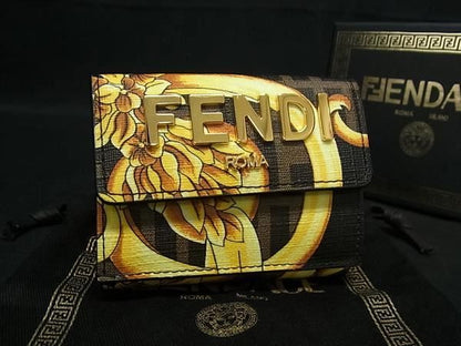 Fendi Versace Fendi Zucca Pattern Baroque Leather Trifold Wallet