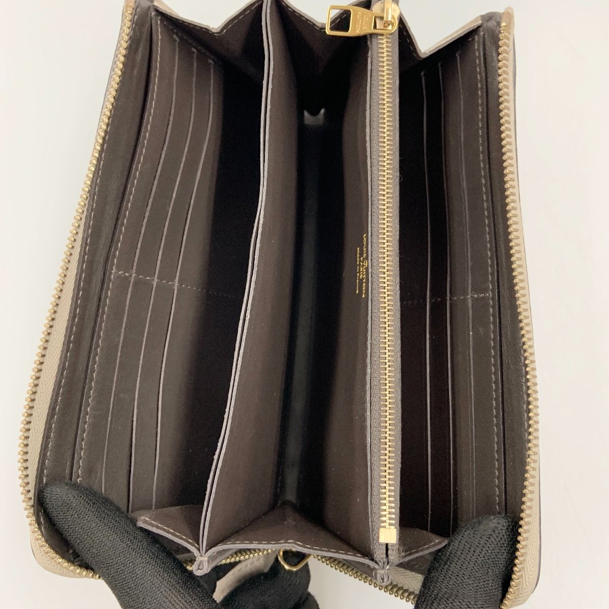 Louis Vuitton Portefeuille Comet L-Shaped Zipper Long Wallet M63104 Beige