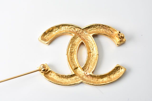 Chanel Brooch Pin Brooch Coco Mark Rhinestone Gold