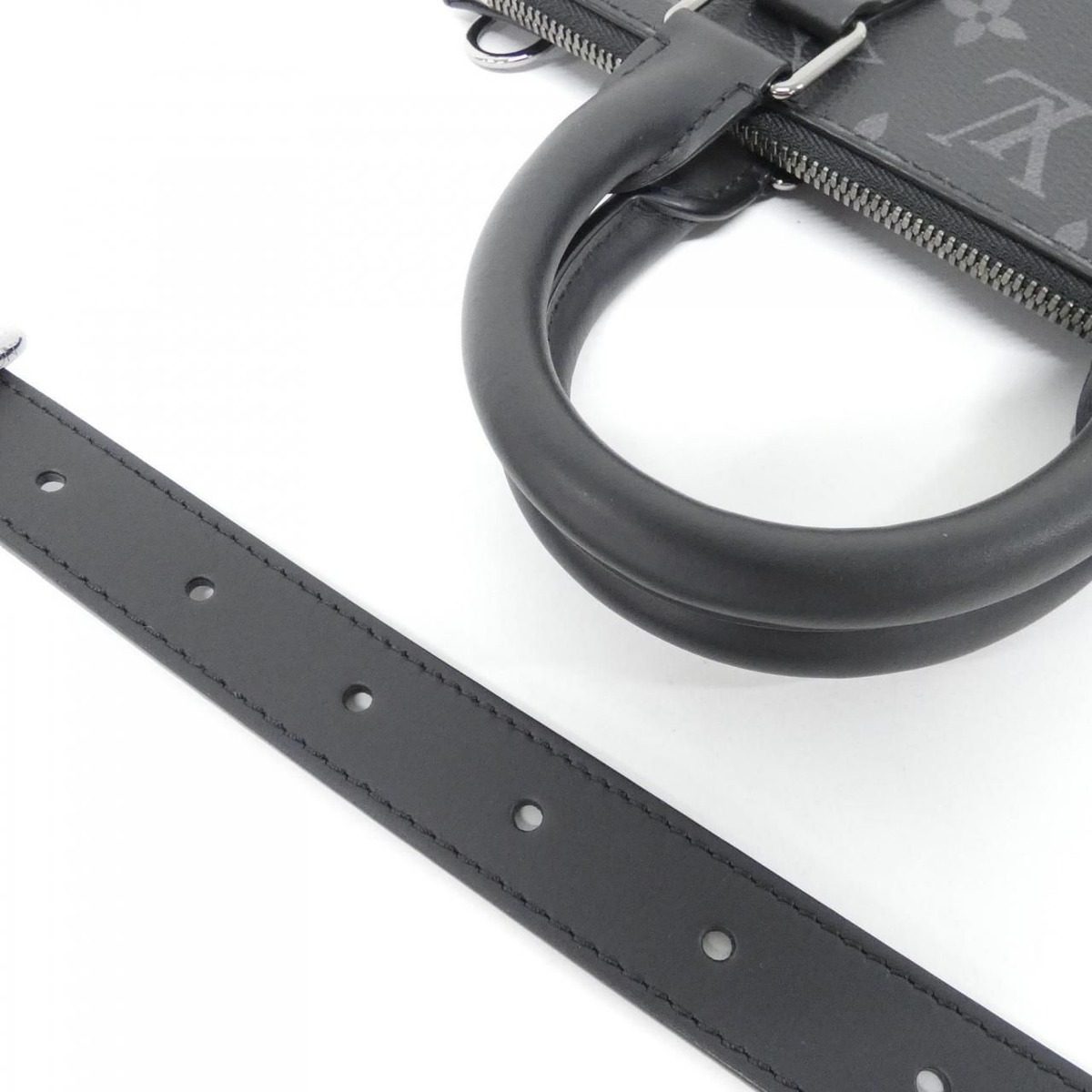 Louis Vuitton Monogram Eclipse Sac Plat Cross Bag — view 4