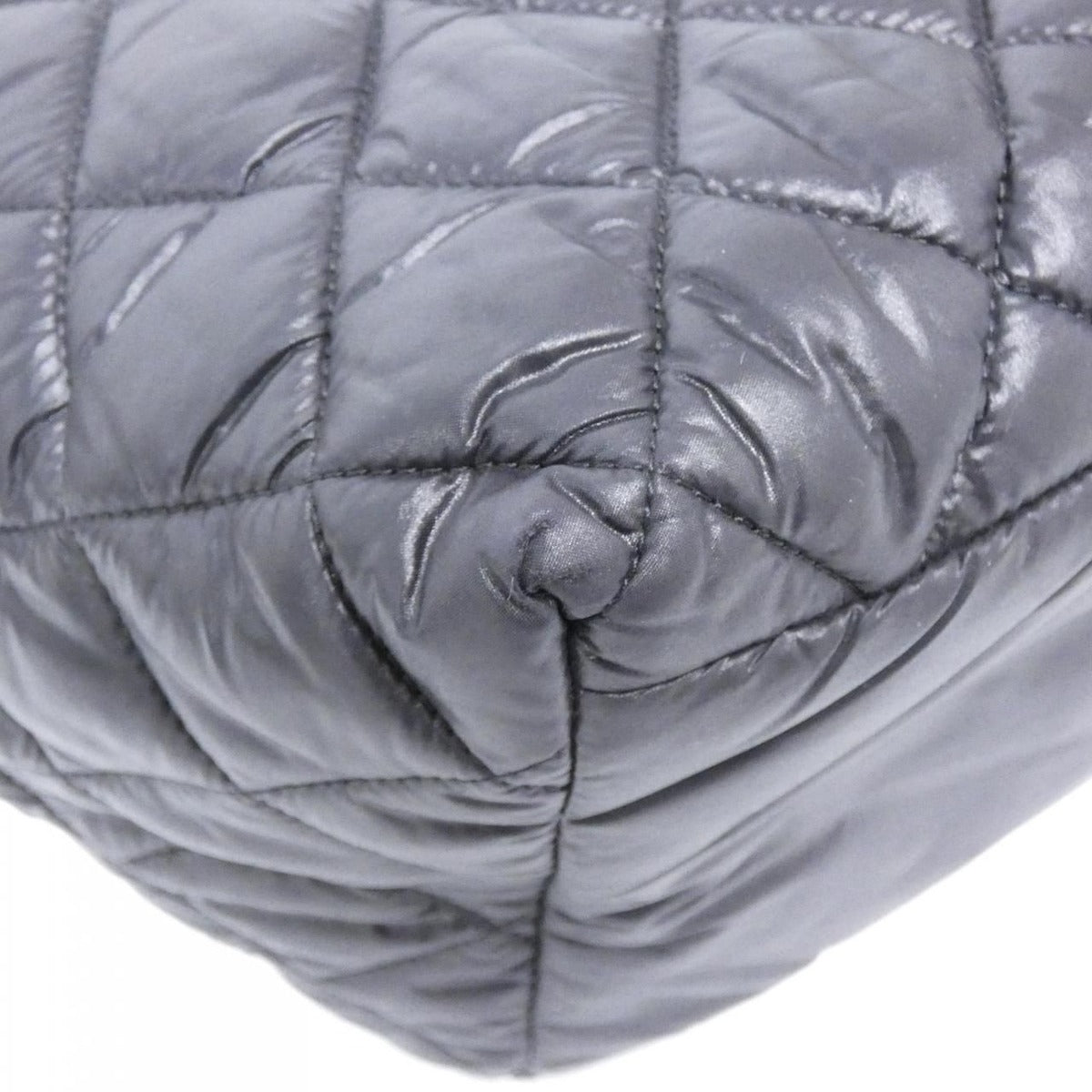 Chanel Coco Cocoon Line 48610 Bag — view 4