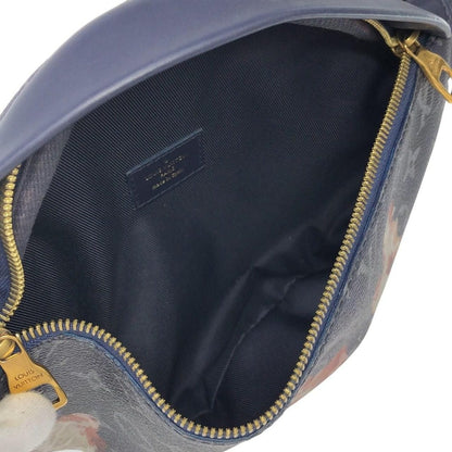 Louis Vuitton Monogram Bree Chi Discovery Bum Bag PM — view 8