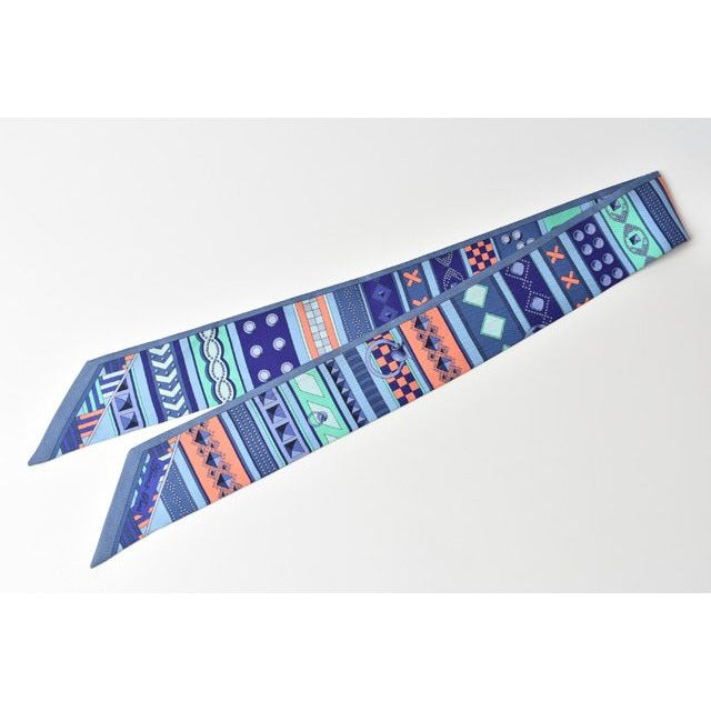 Hermes Twirly Scarf Medor Motif Blue Multi — view 3