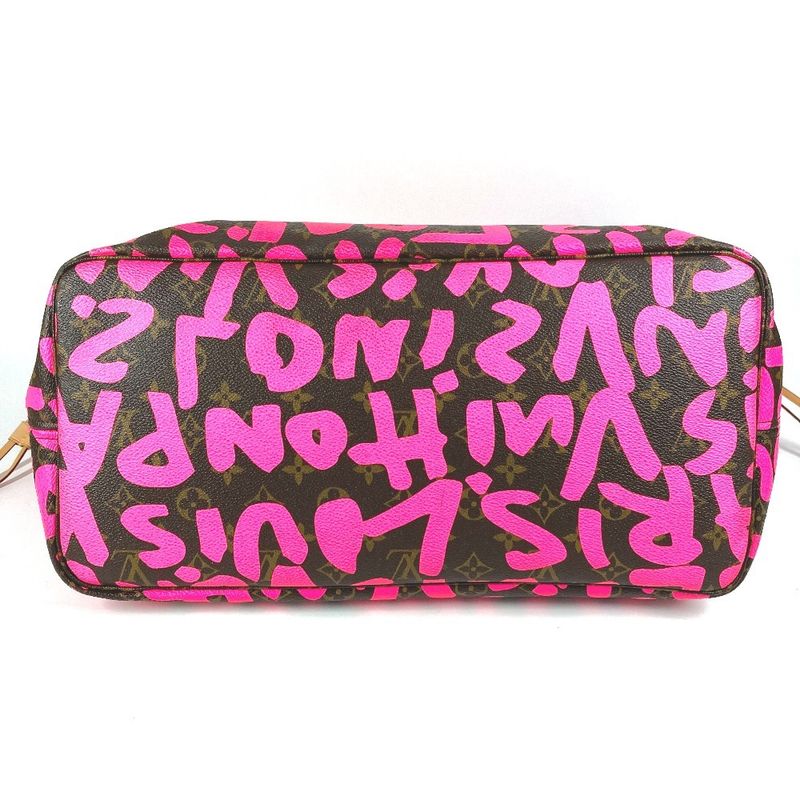 Louis Vuitton Shoulder Bag Neverfull GM Neverfull GM M93701 Monogram Graffiti