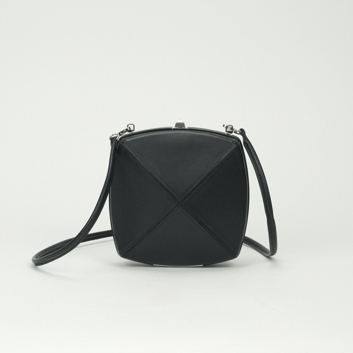 Hermes Clou Medley Shoulder Bag Siamkyra Noir Black