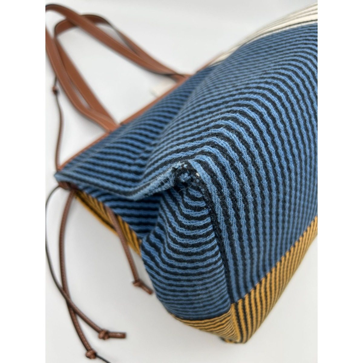Loewe Shoulder Bag Paula Striped — view 10