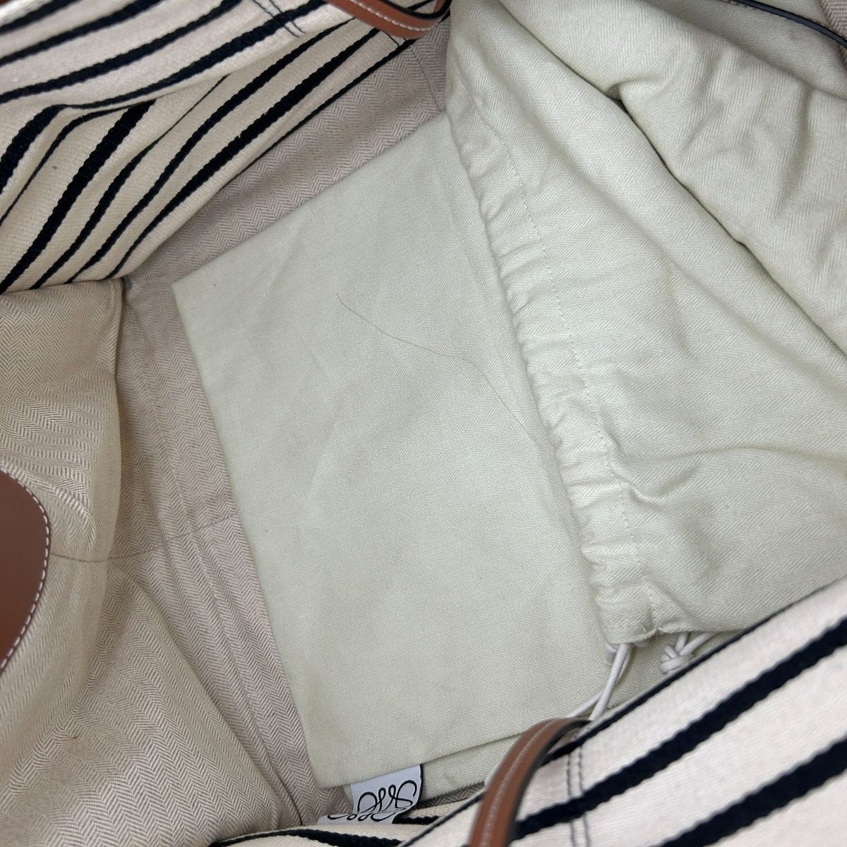 Loewe Shoulder Bag Paula Striped — view 12