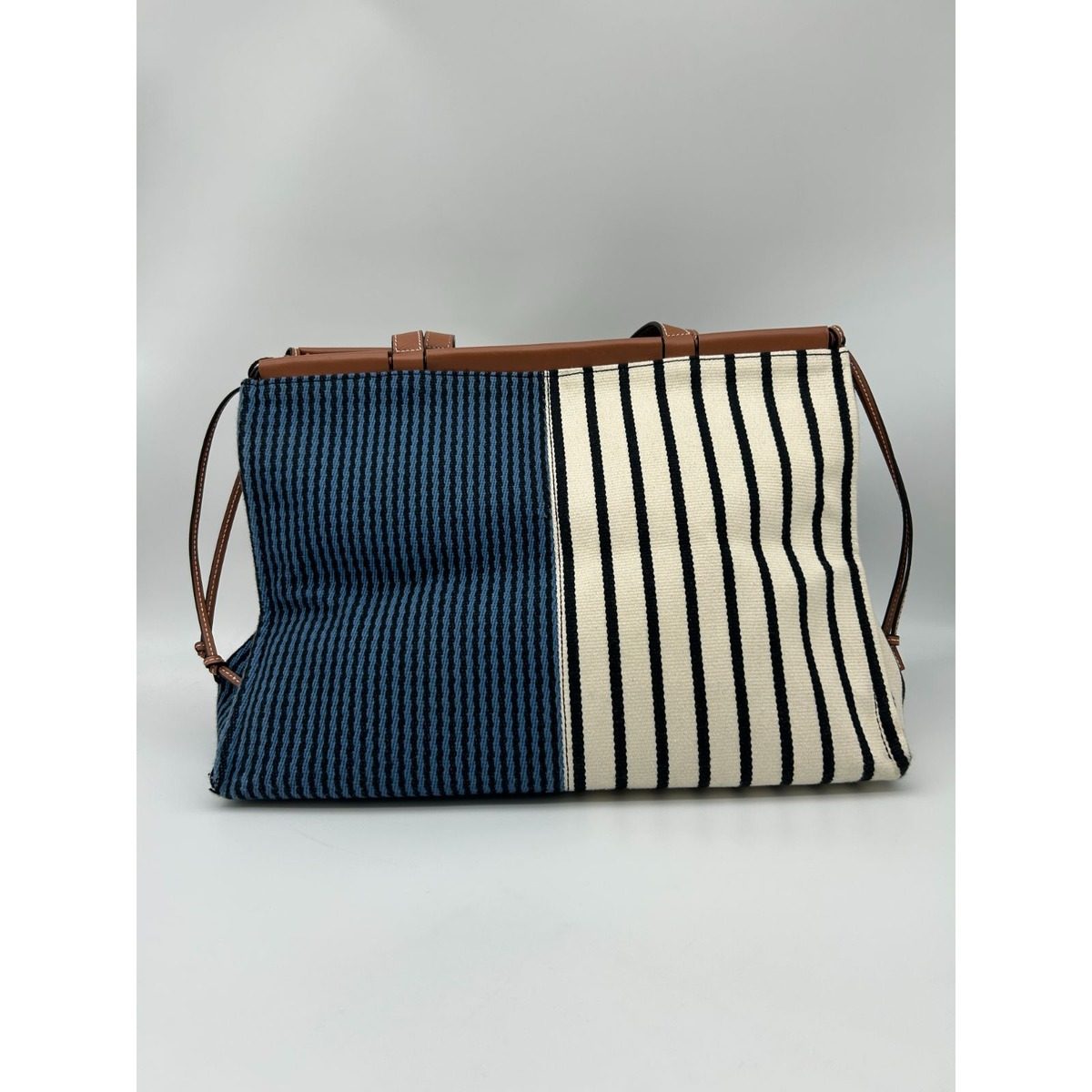 Loewe Shoulder Bag Paula Striped — view 4