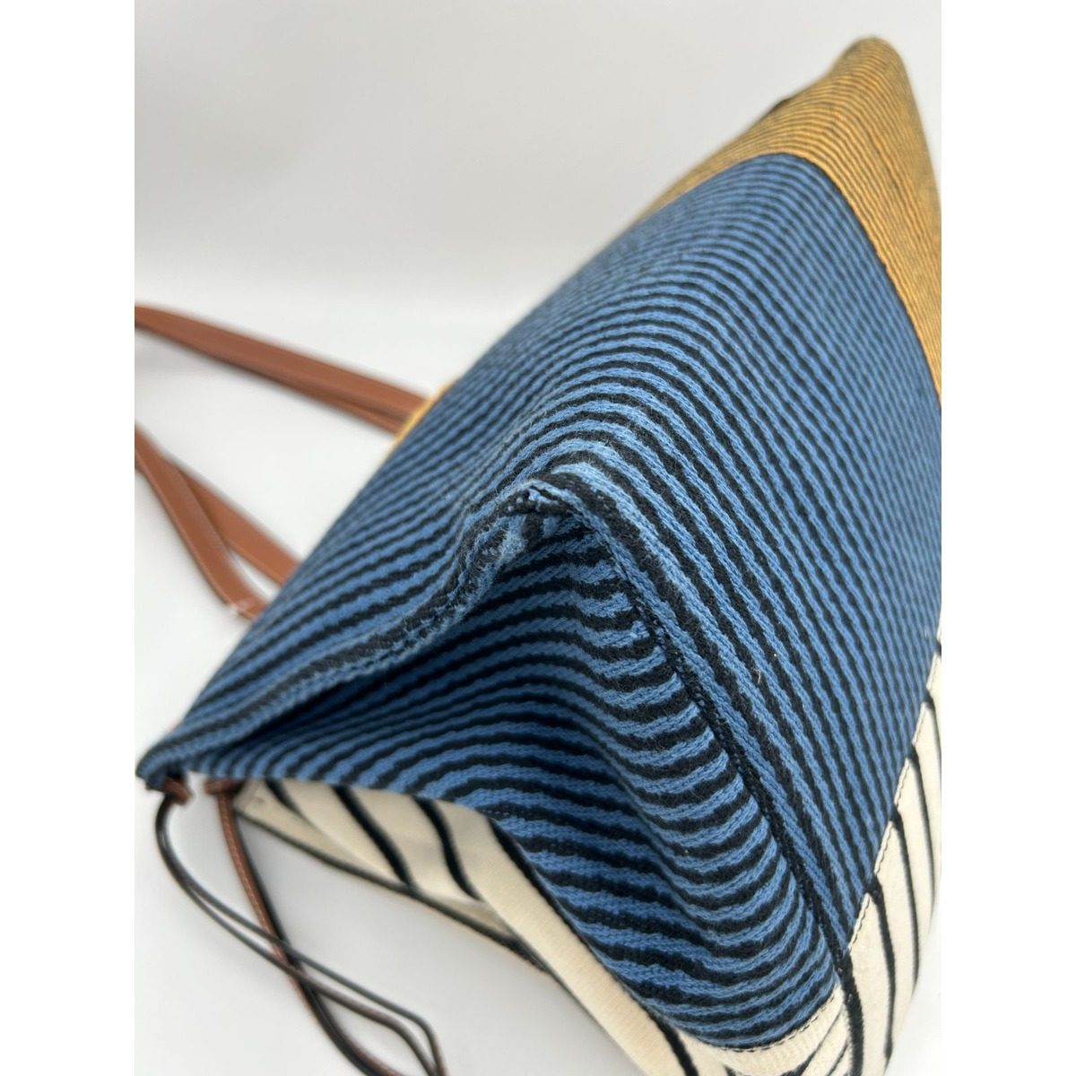 Loewe Shoulder Bag Paula Striped — view 8