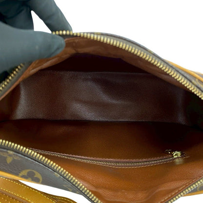 Louis Vuitton Vintage Boulogne Monogram Leather Shoulder Bag Pochette Brown — view 9