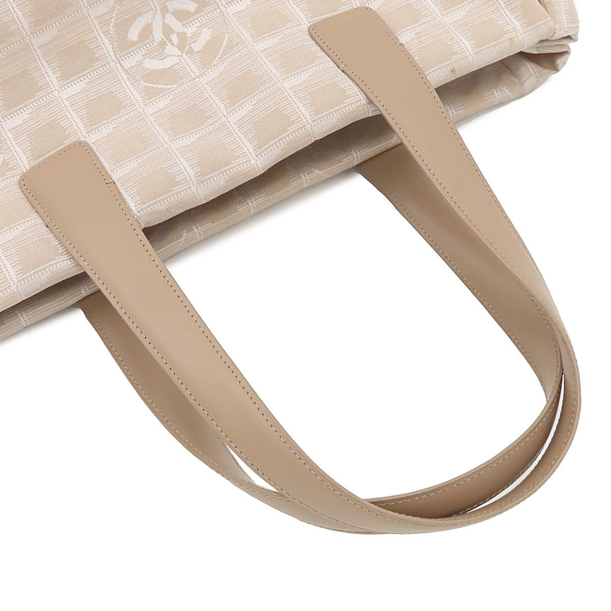 Chanel New Travel Line Tote Bag MM — view 4