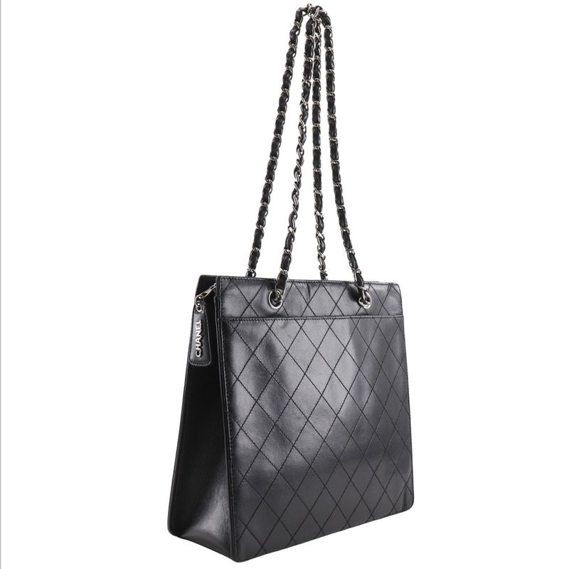 Chanel Chain Tote Matelasse Caviar Skin Black Ladies Tote Bag