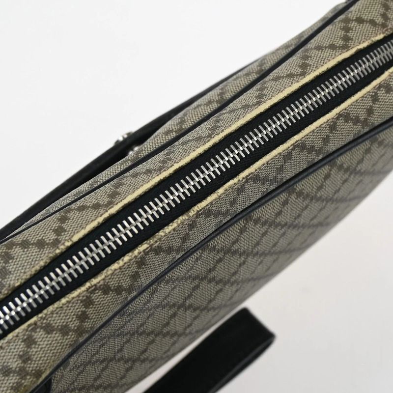 Gucci Clutch Bag Diamante Supreme Leather 69ka159