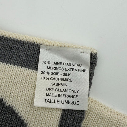 Chanel CC Logo Scarf Wool Silk Two — view 10