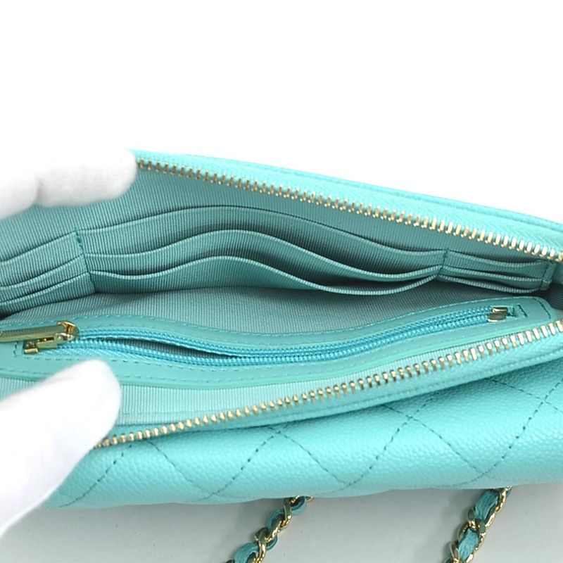 Chanel Chain Wallet Crossbody Shoulder Bag Matelasse