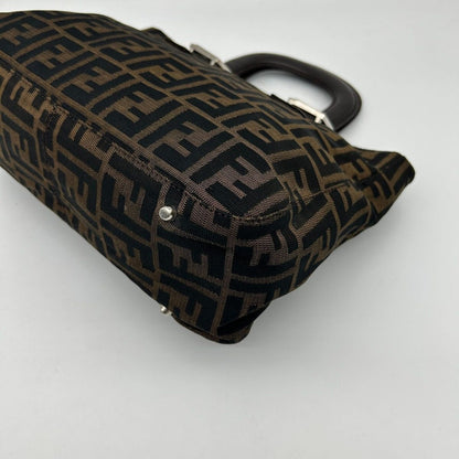 Fendi Zucca Tote Brown — view 9