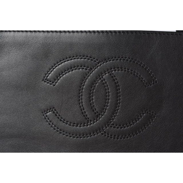 Chanel Tote A4 Lamb Leather Black — view 3