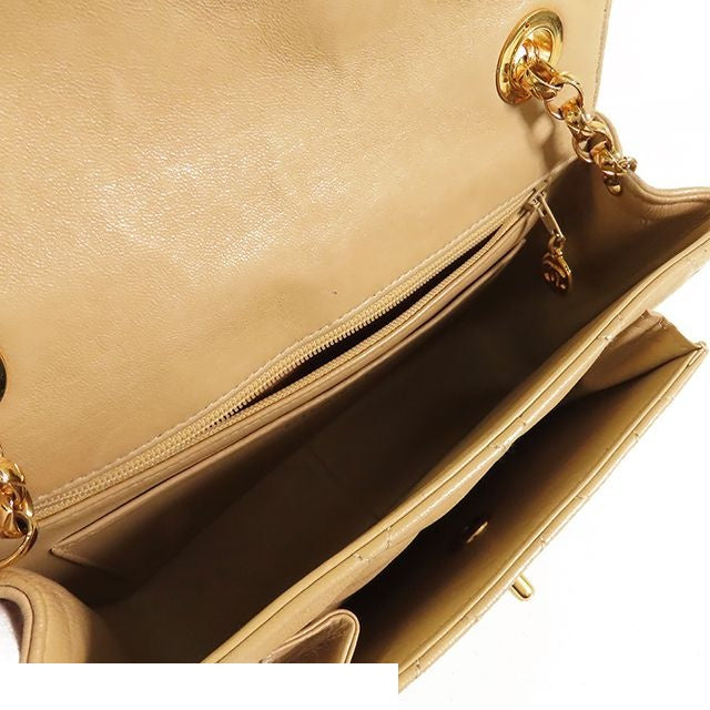 Chanel Quilted Shoulder Bag Beige Gold Lambskin Vintage — view 8