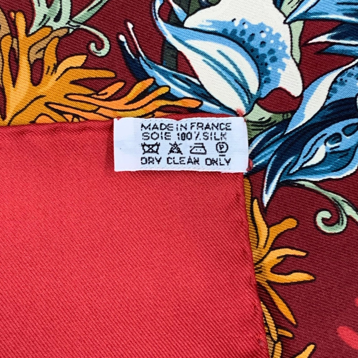 Hermes Scarf Silk L'ile Deserte Human Island Carre 90 Red — view 9