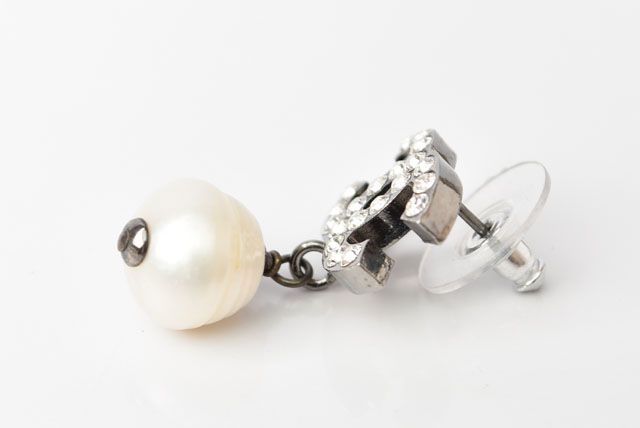 Chanel Earrings CC Motif Coco Mark Swing Pearl Silver White 230604